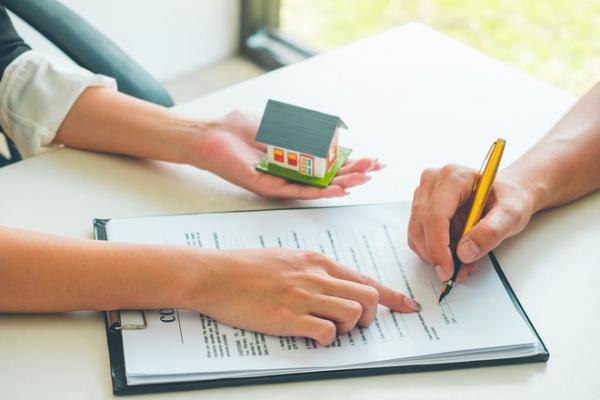 Những “cái bẫy” câu chữ trong hợp đồng mua bán nhà đất