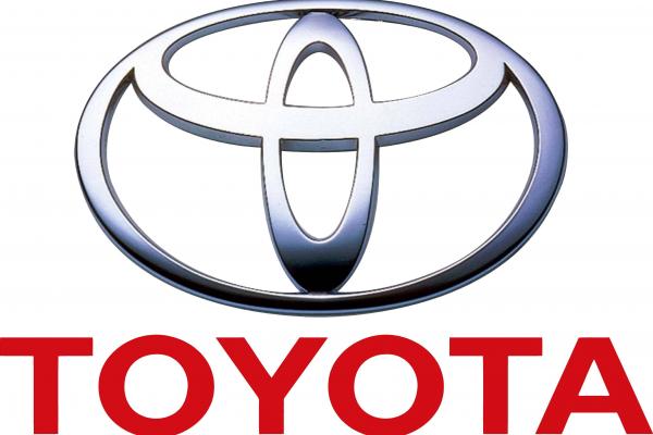 Toyota là thương hiệu ô tô giá trị nhất thế giới, Tesla tăng trưởng chóng mặt